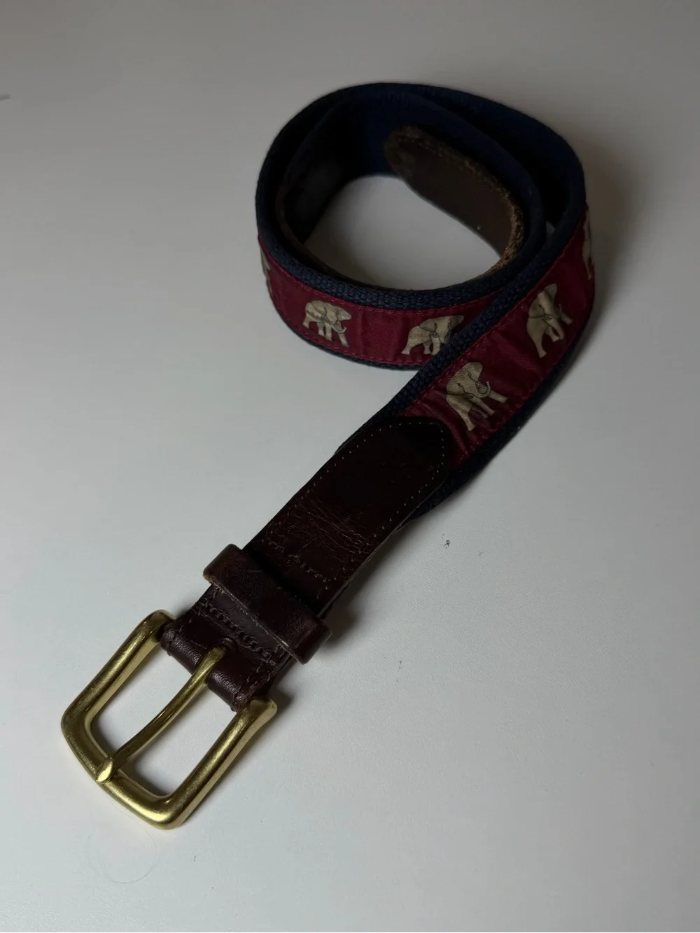Vineyard Vines 30W Burgundy Elephant Canvas Belt with Brown Leather Brass Buckle
